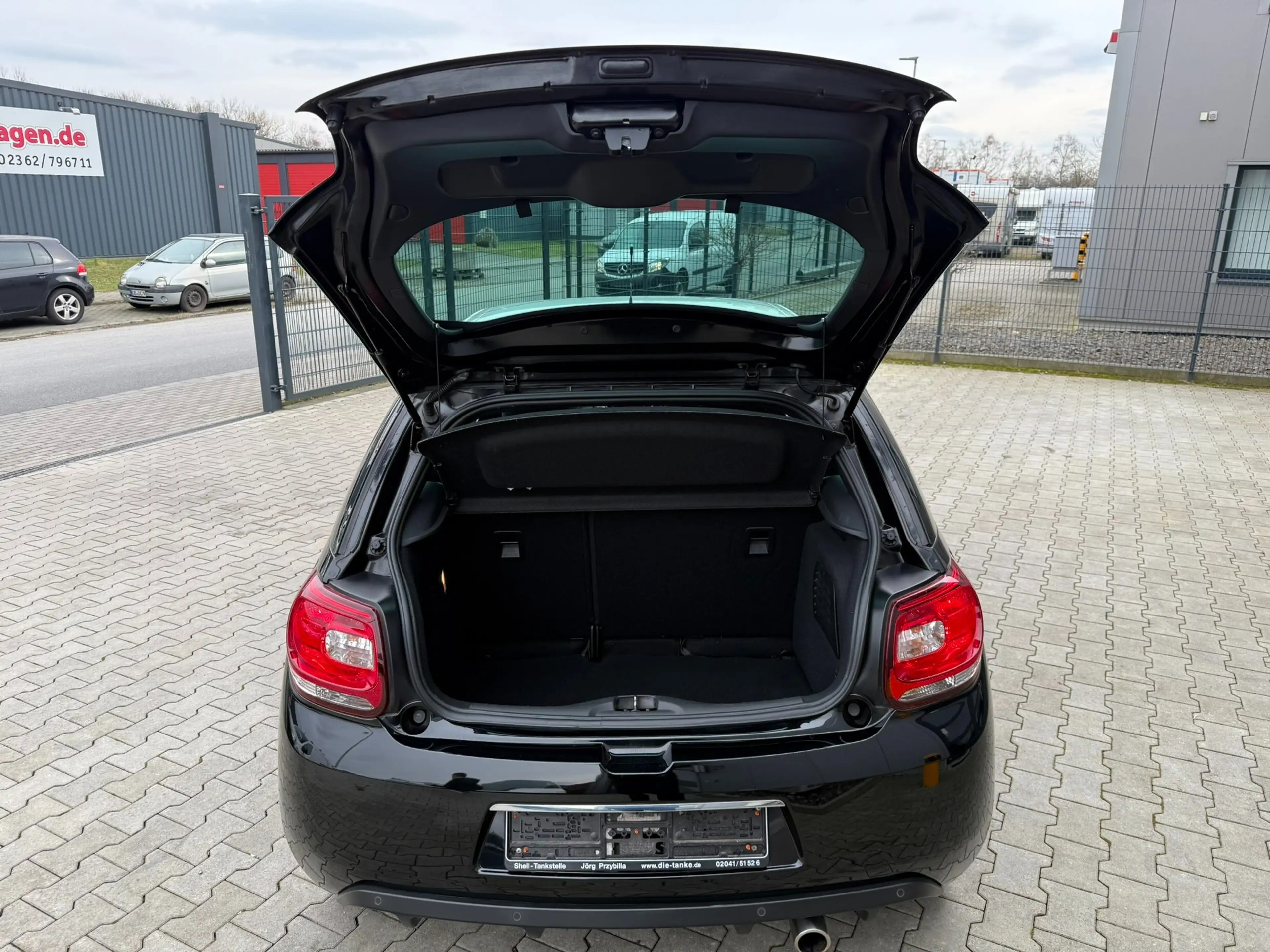 Citroen DS3 SoChic — photo 11