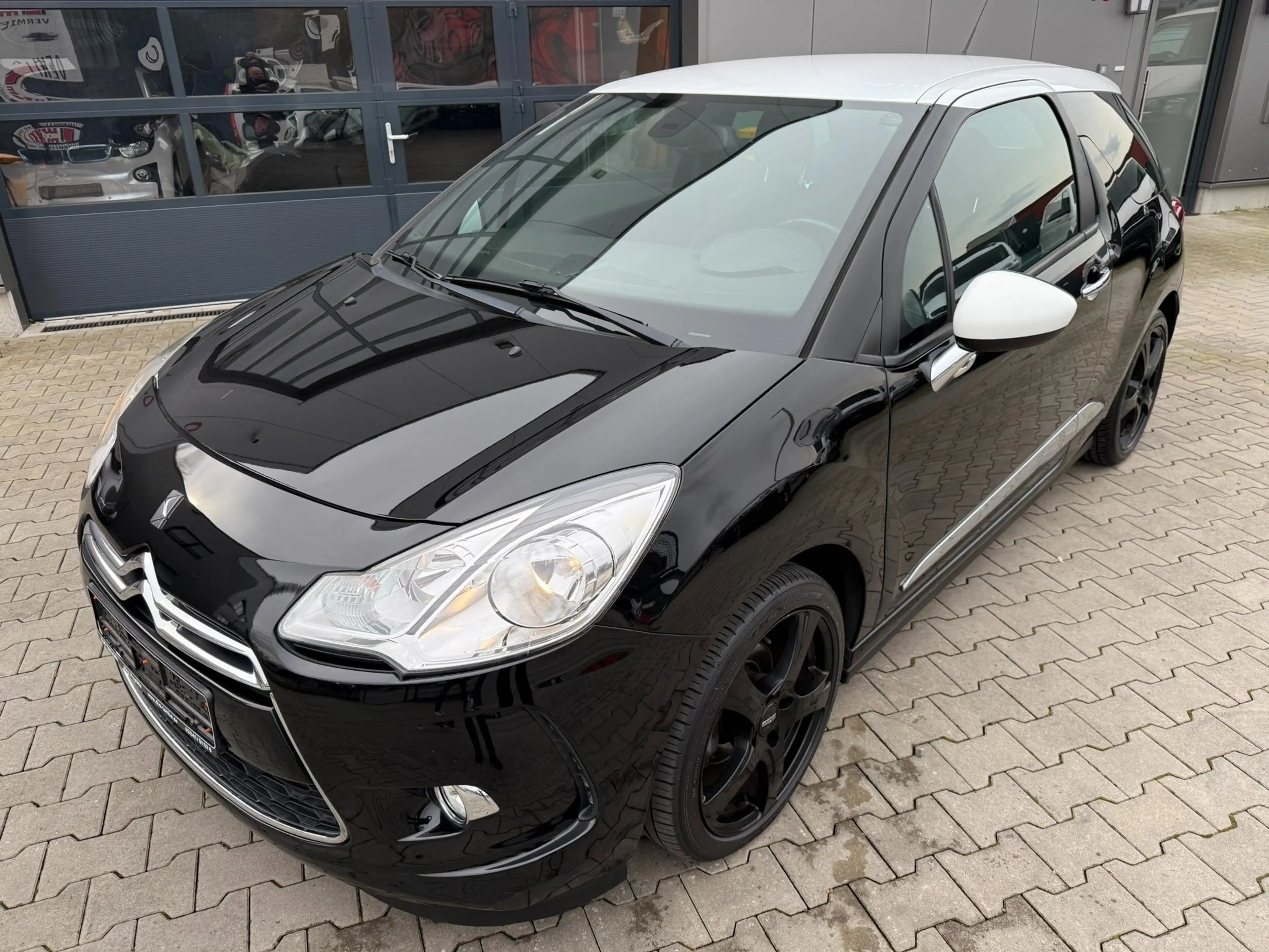 Citroen DS3 SoChic — photo 10