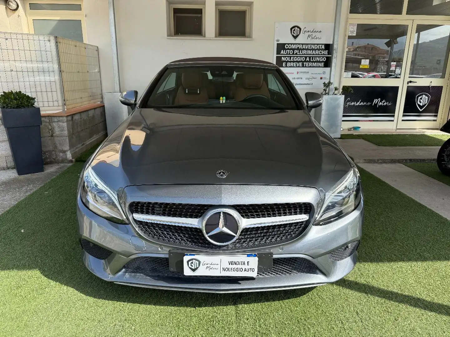 Mercedes-Benz C 220 C Cabrio 220 d Sport auto Grigio - 2