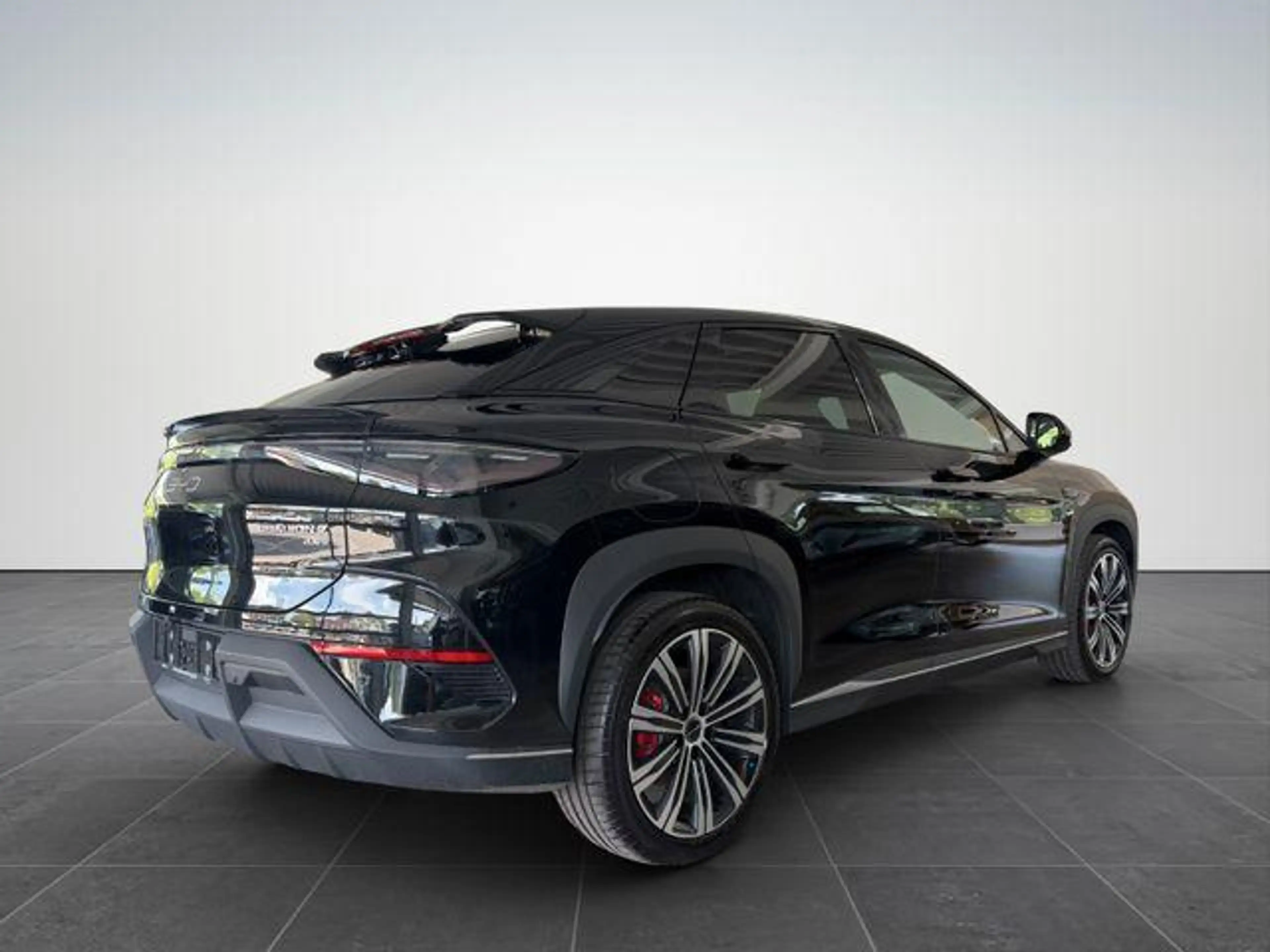 BYD Sealion 7 Design AWD /360°/HUD/SHZ/PANO-DA/ 390 kW (530 P... — photo 3
