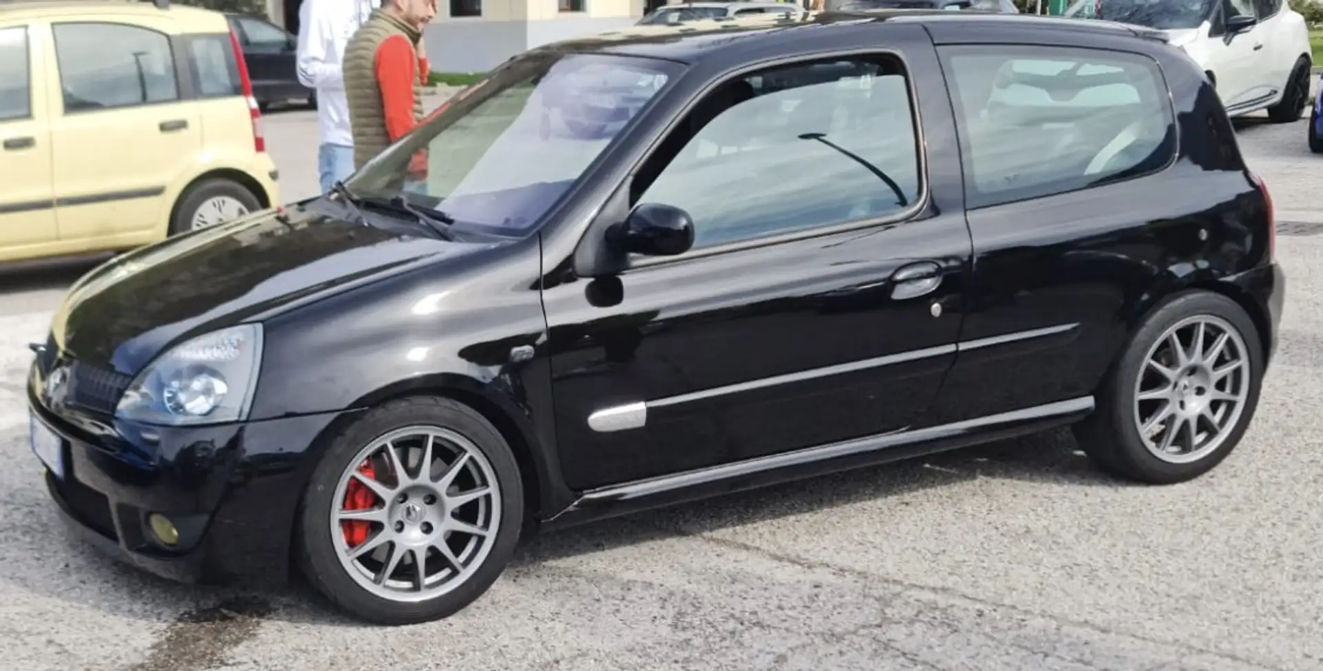 Renault Clio 3p 2.0 16v Sport 182cv - 2