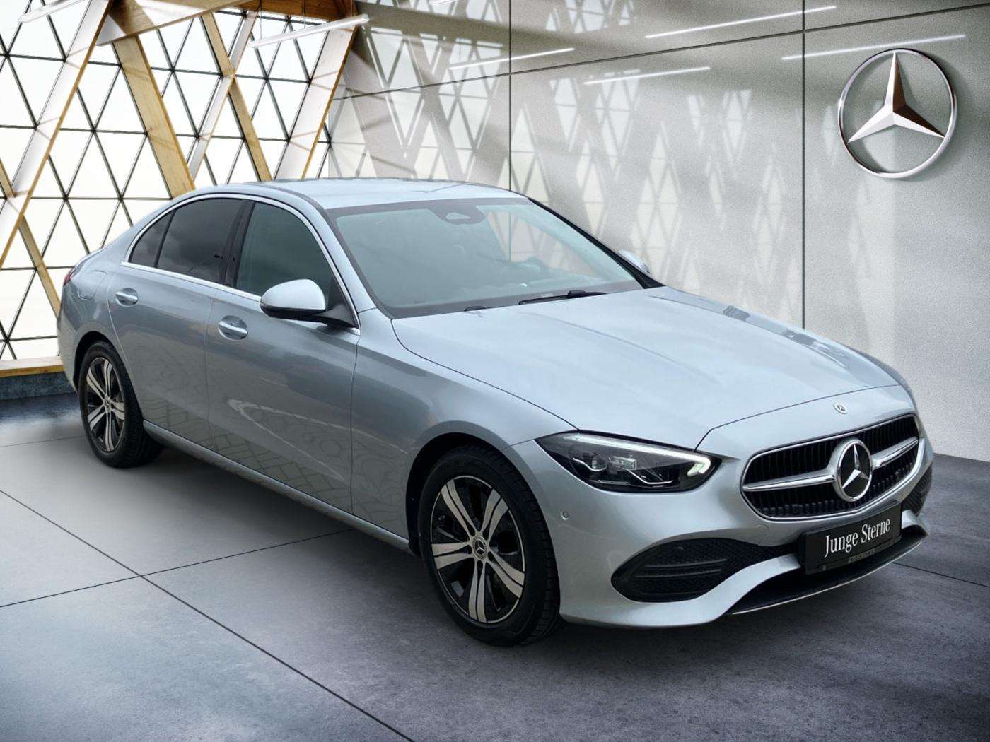 Mercedes-Benz C 220