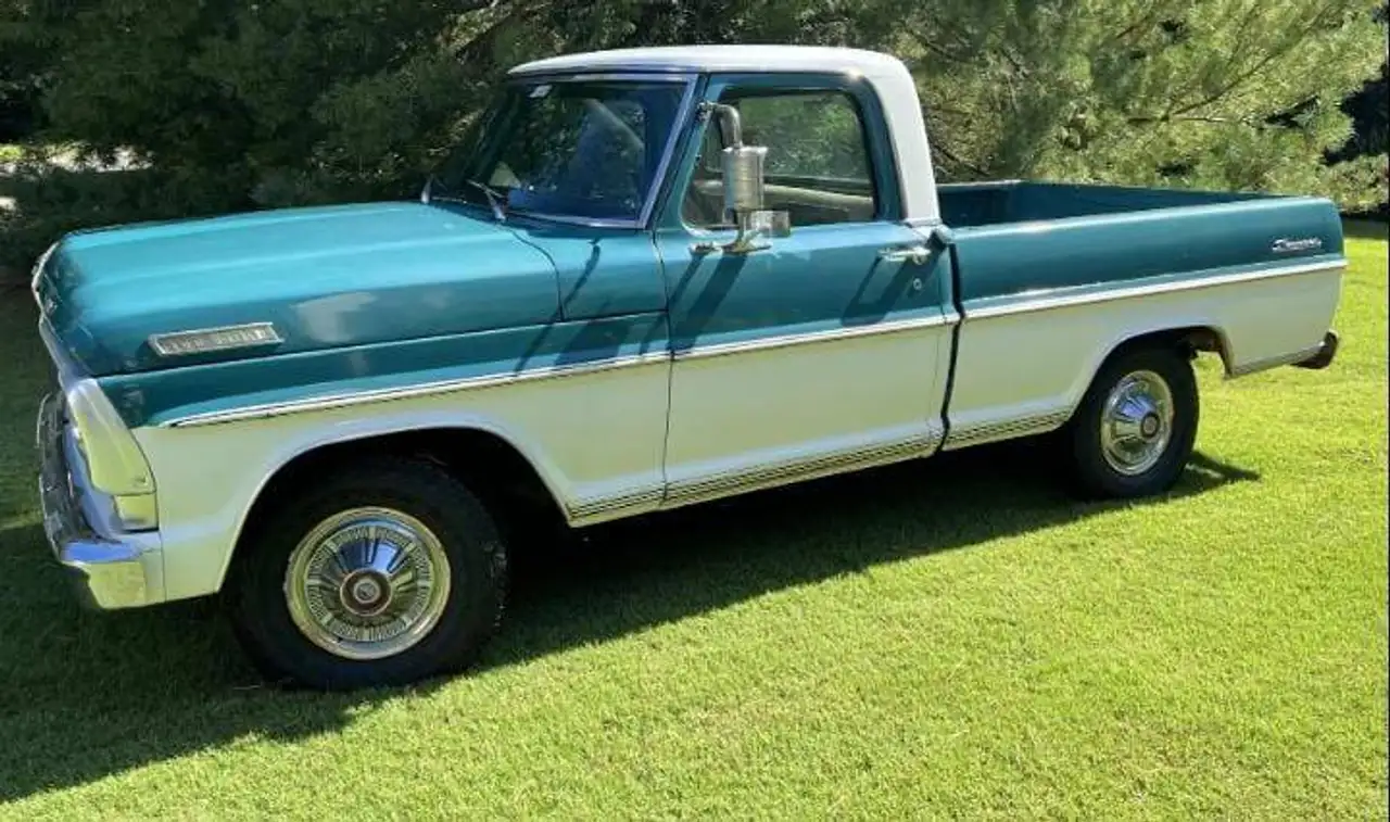 Ford F-100, foto 2