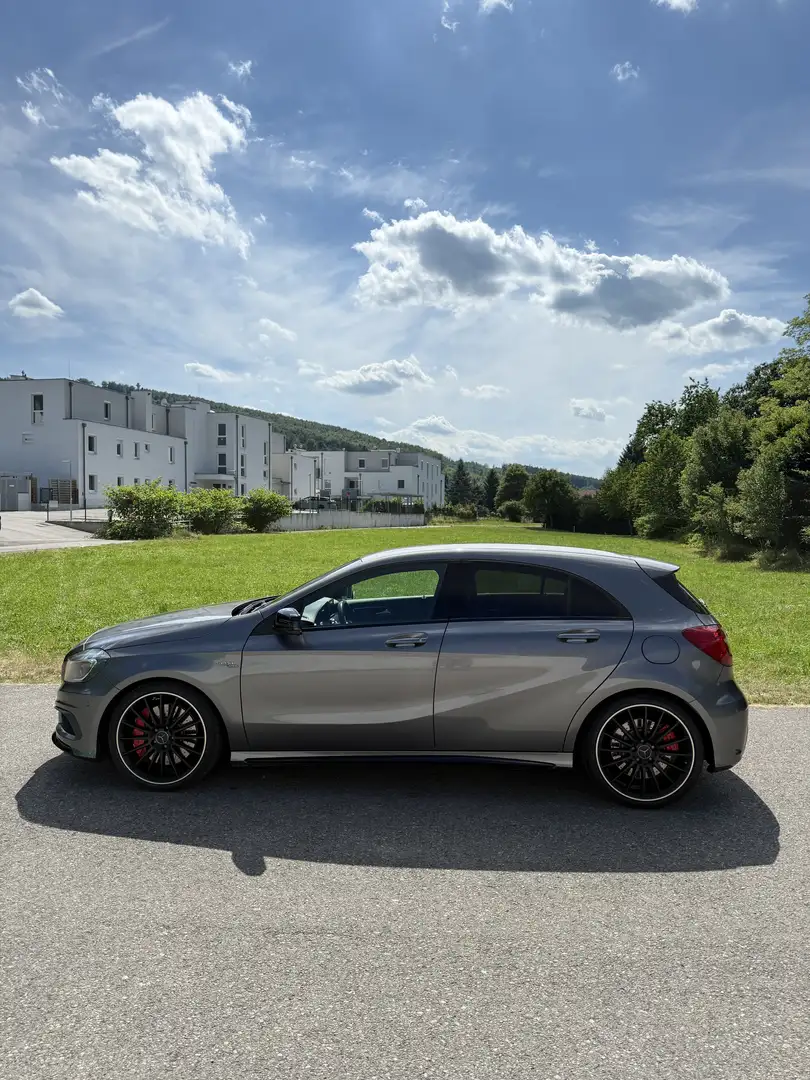 Mercedes-Benz A 45 AMG 4MATIC Aut. - 2