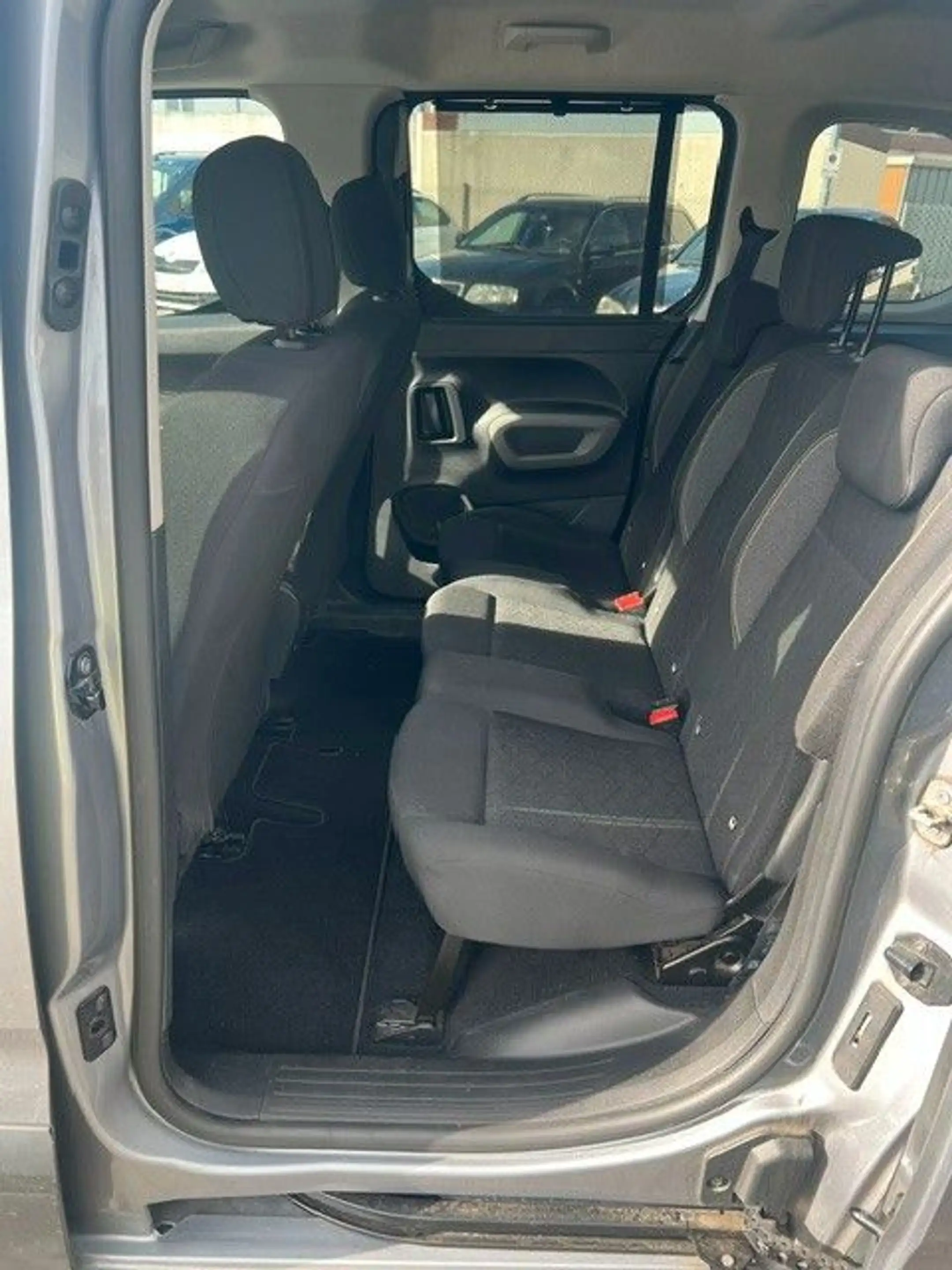 Peugeot Rifter Active L1 — photo 14