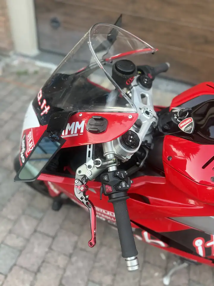 Ducati Panigale V4 R