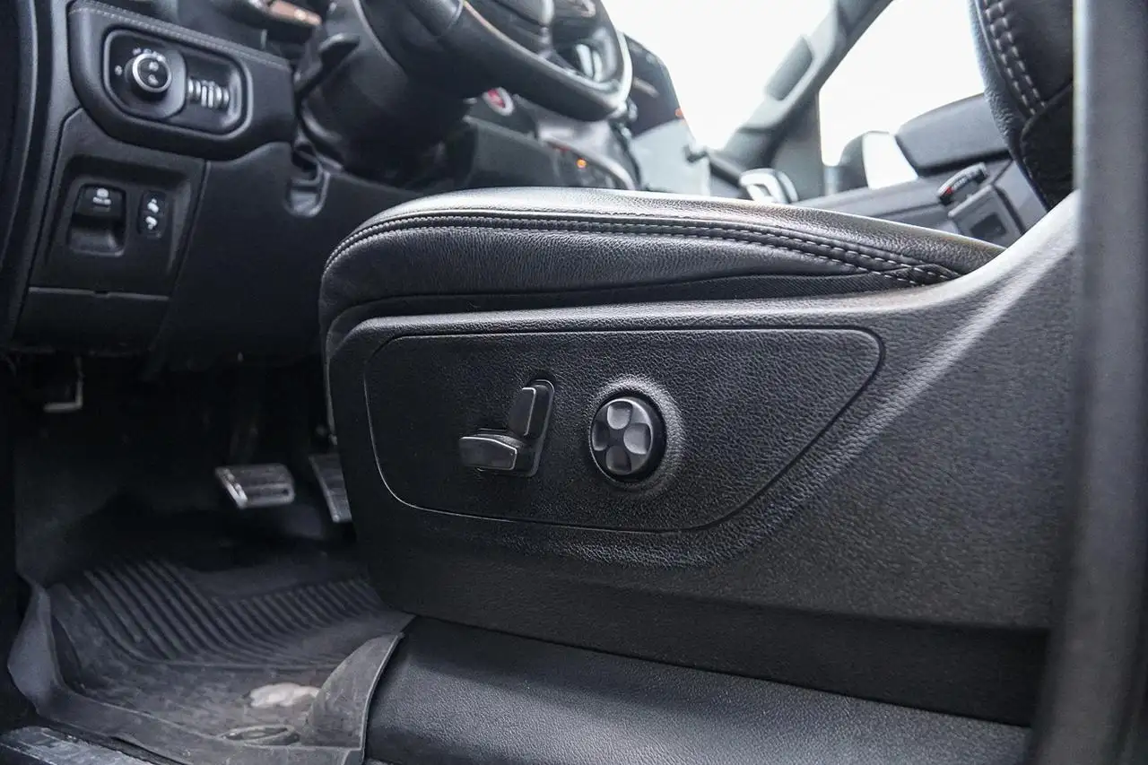 RAM 1500 photo RAM 1500
