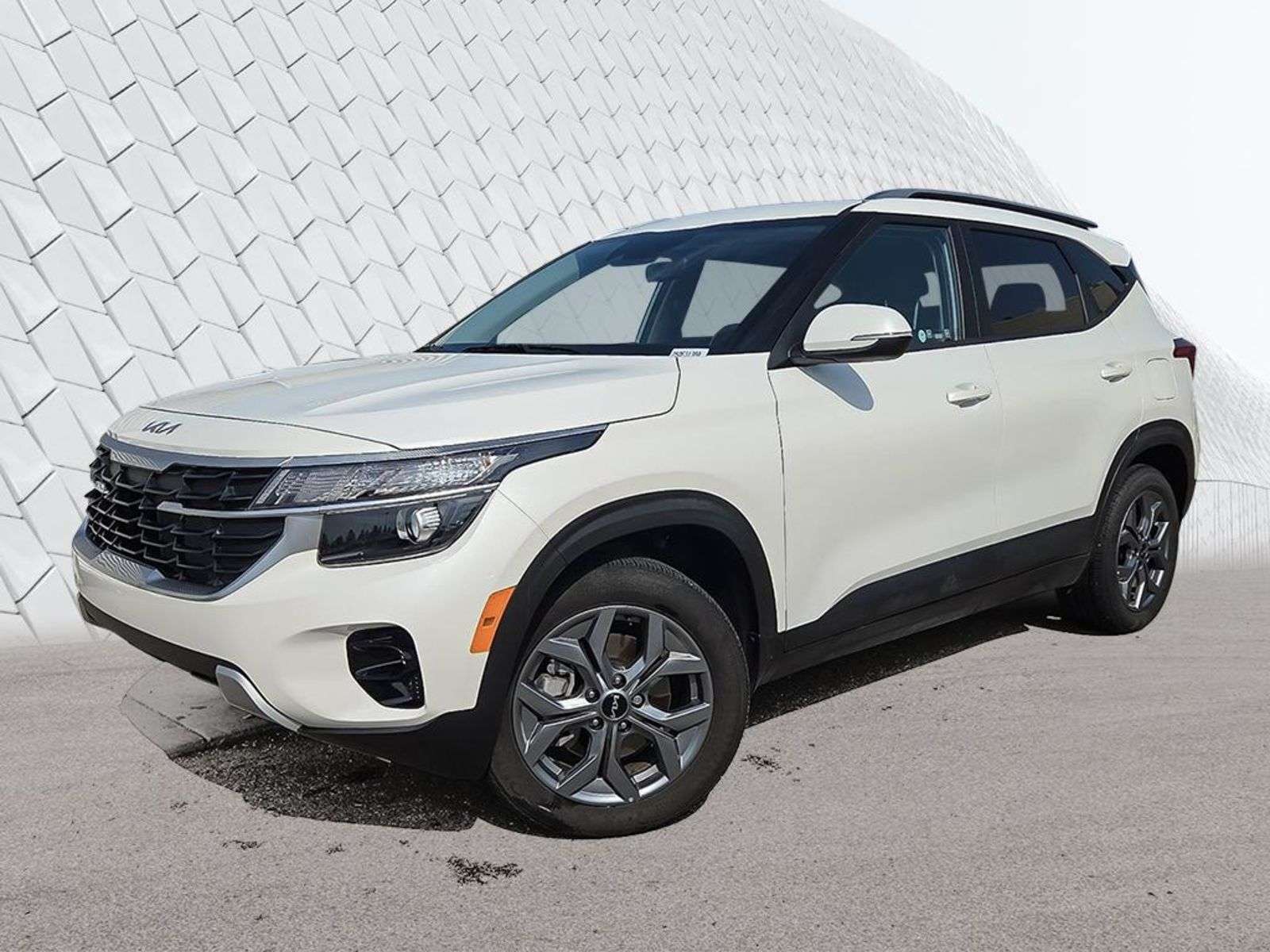 2026 Kia Seltos LX AWD, HEATED SEATS, CARPLAY, BLUETOOTH