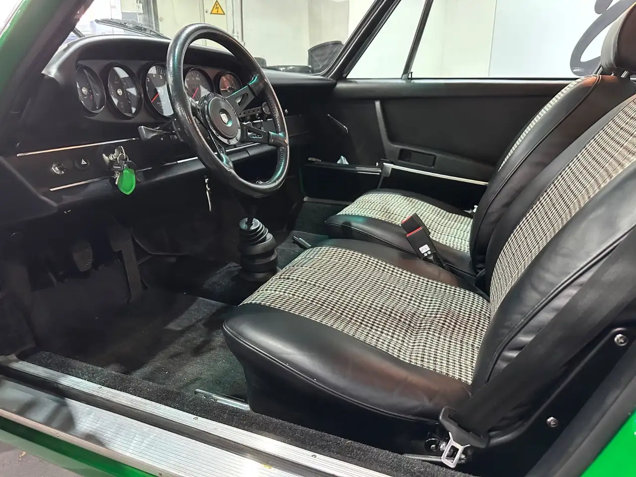 Porsche 911 E 2,4 ÖLKLAPPE/WERTGUTACHTEN NOTE 1/SELTEN, foto 11