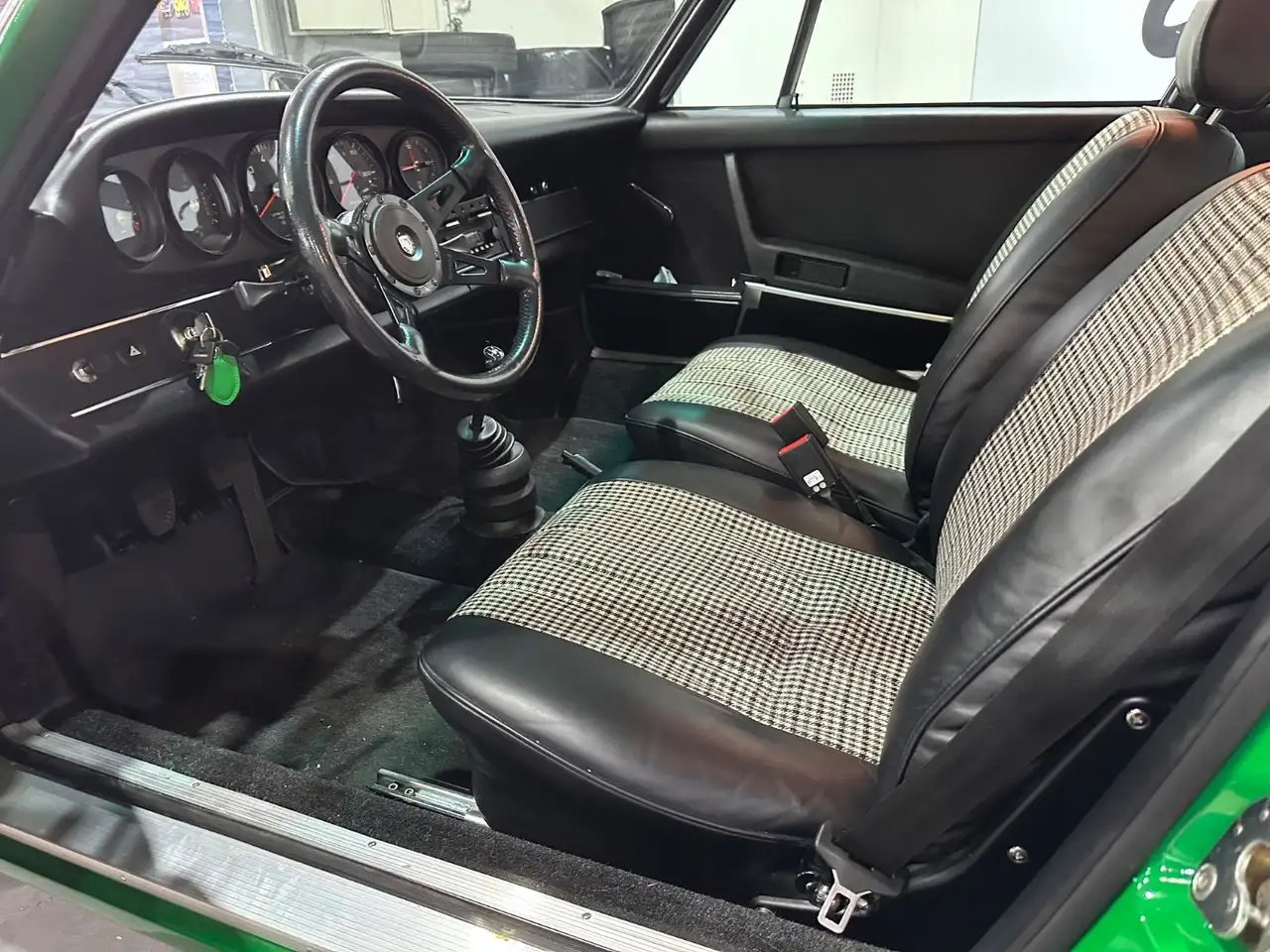 Porsche 911 E 2,4 ÖLKLAPPE/WERTGUTACHTEN NOTE 1/SELTEN, foto 10