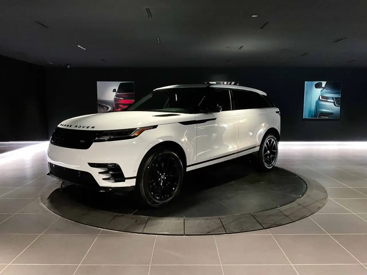 2026 Land Rover Range Rover Velar