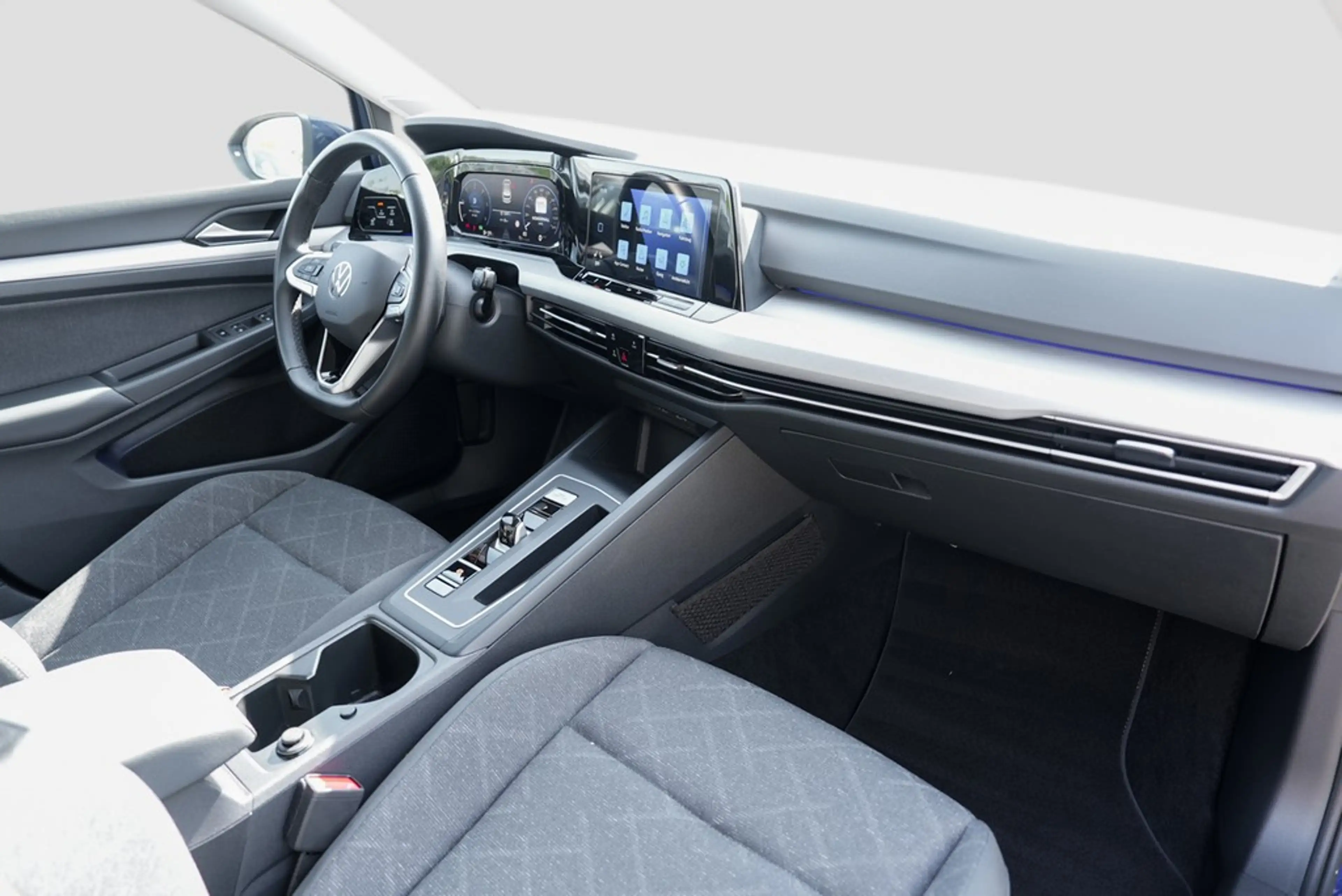 Volkswagen Golf 2.0 TDI DSG Life *LED*Navi*Kamera*ACC*App-Con*T... — photo 8