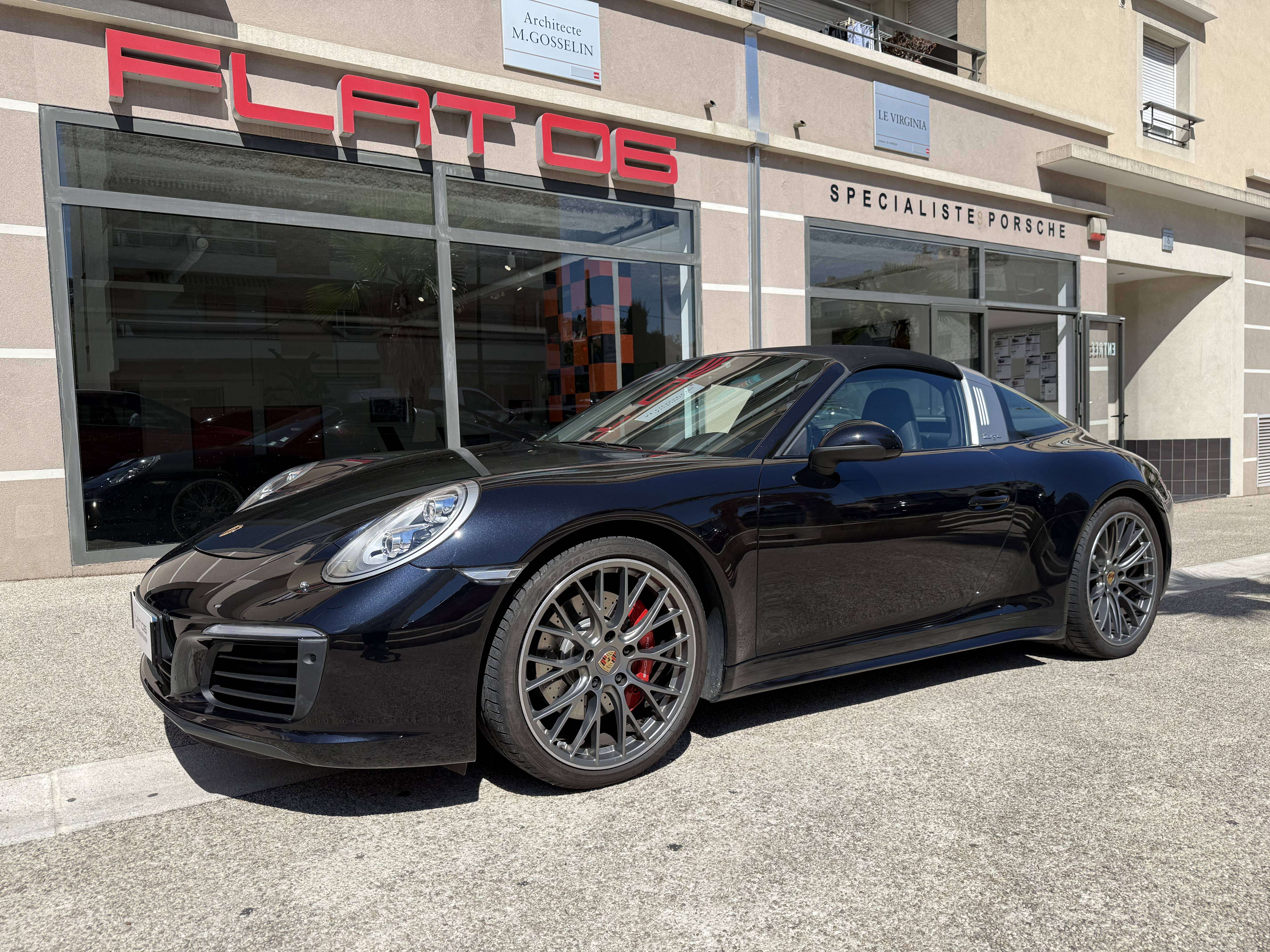Porsche 911