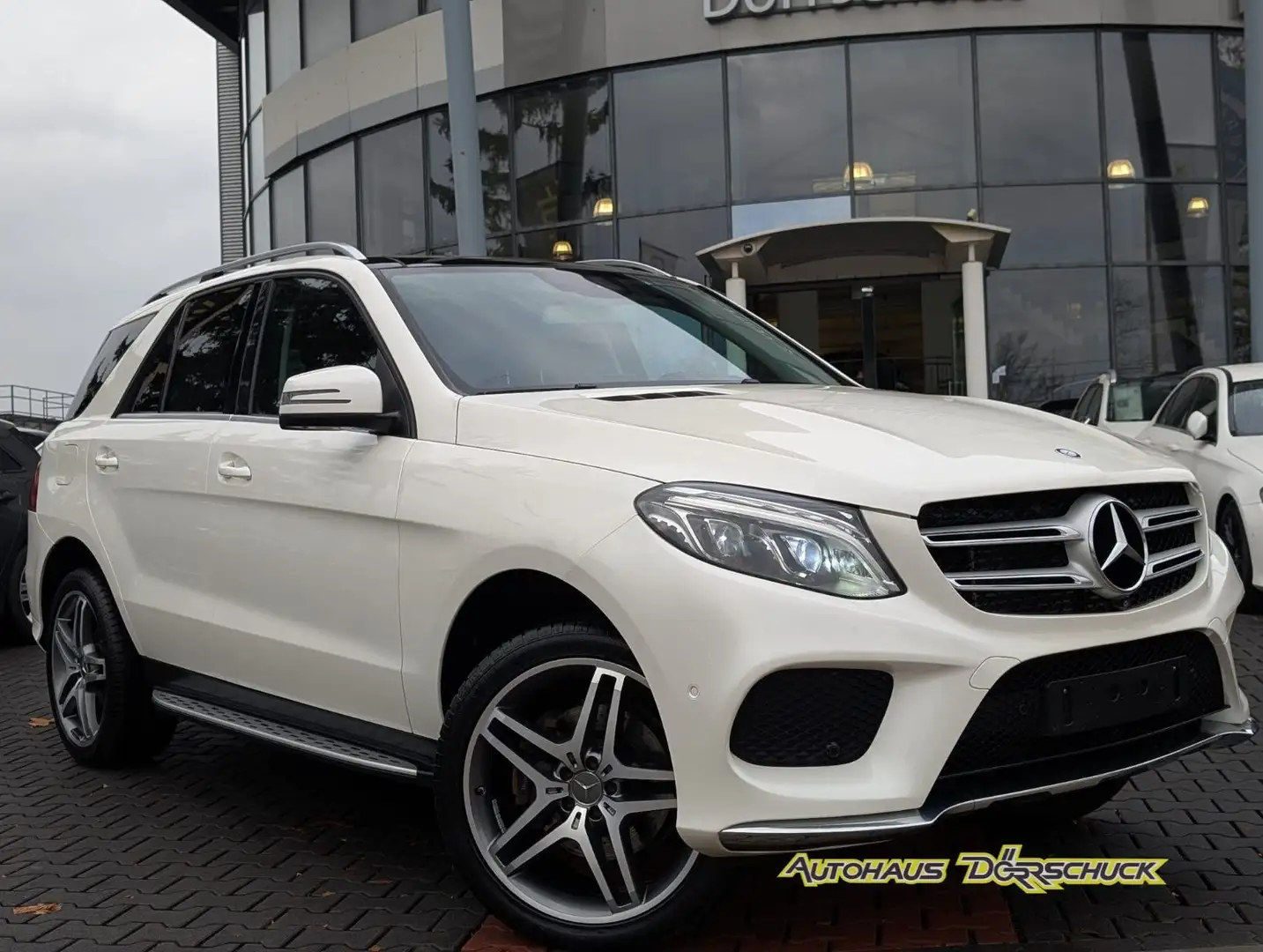 Mercedes-Benz GLE 350 d AMG Line*PANO*AHK*AIRMATIC*360°*NAVI Bianco - 2