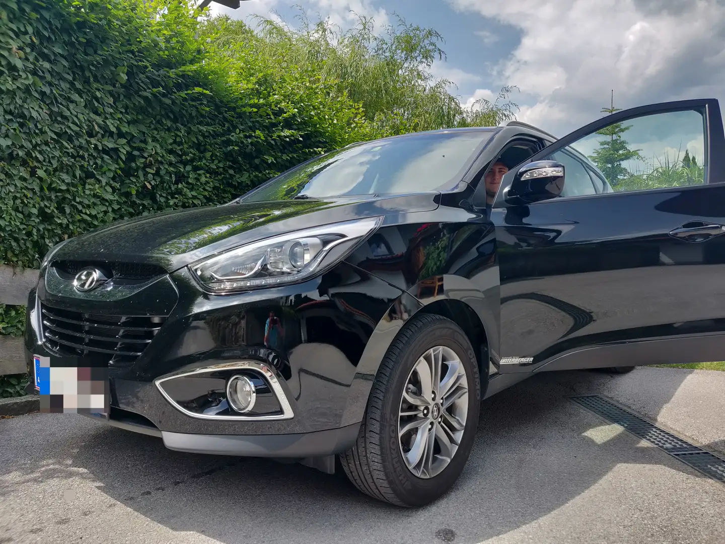 Hyundai iX35 iX35 2,0 CRDi Premium 4WD Premium Schwarz - 2