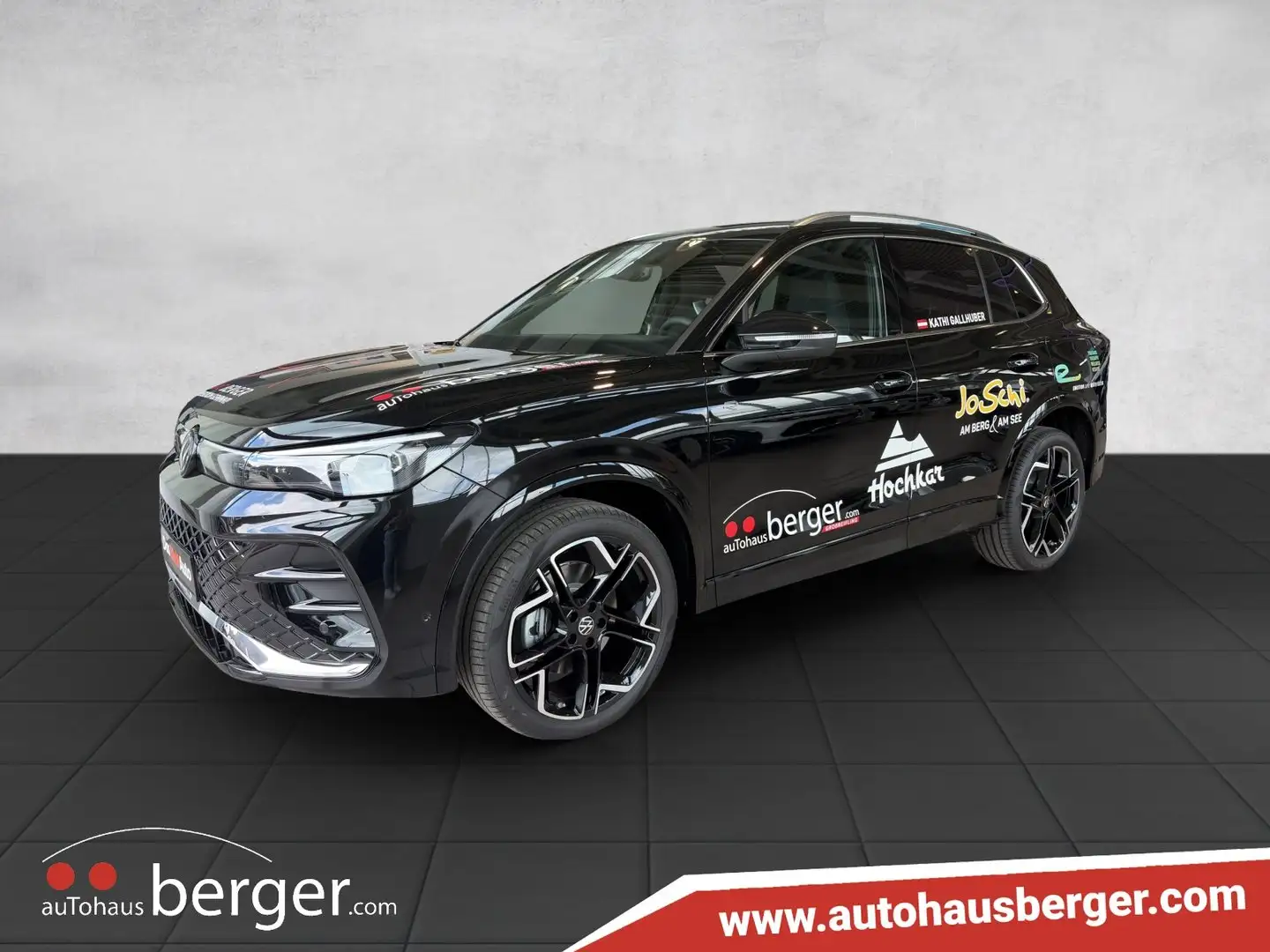 Volkswagen Tiguan R-Line TDI 4MOTION DSG Schwarz - 2