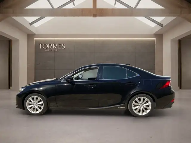 Lexus IS 300 300 H Luxe