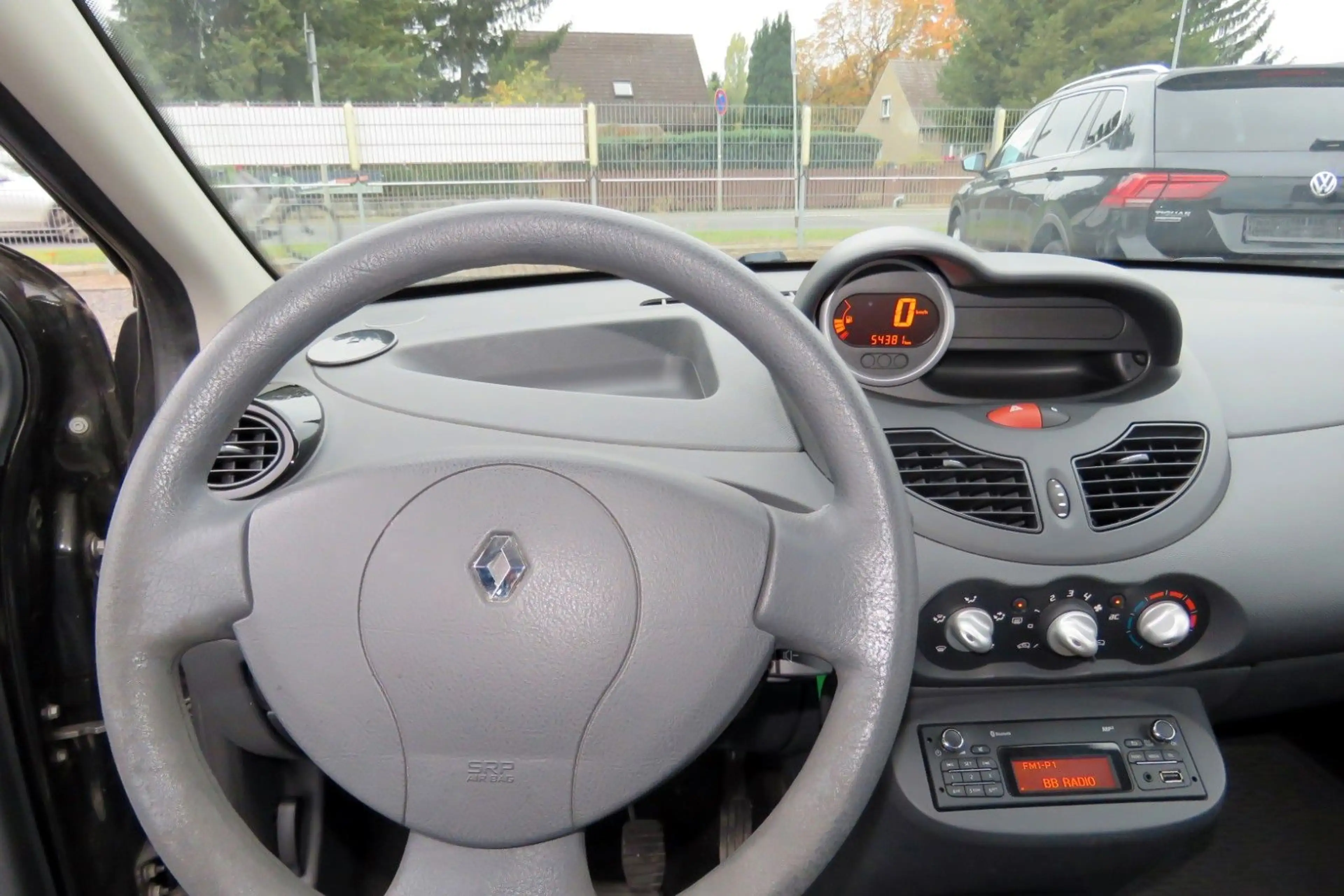 Renault Twingo Expression Klima erst 54 Tkm !!! — photo 11