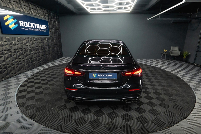 Mercedes-Benz E 63 AMG E 63 S AMG 4Matic+ Performance Night-Paket *ACC* — photo 12