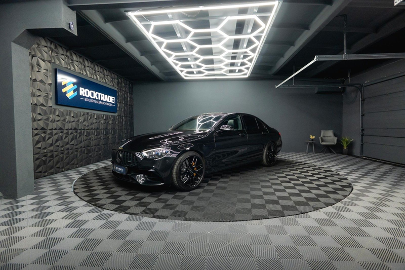 Mercedes-Benz E 63 AMG E 63 S AMG 4Matic+ Performance Night-Paket *ACC* — photo 2
