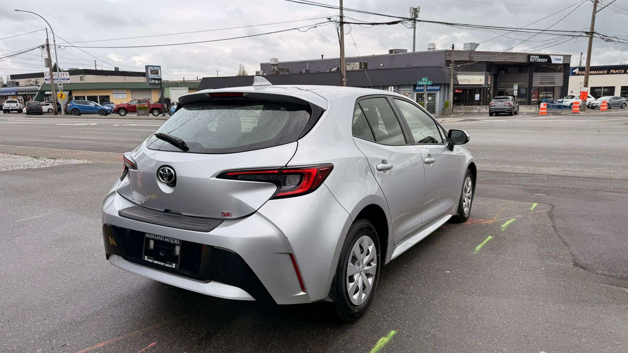2025 Toyota Corolla 5-Door — view 4