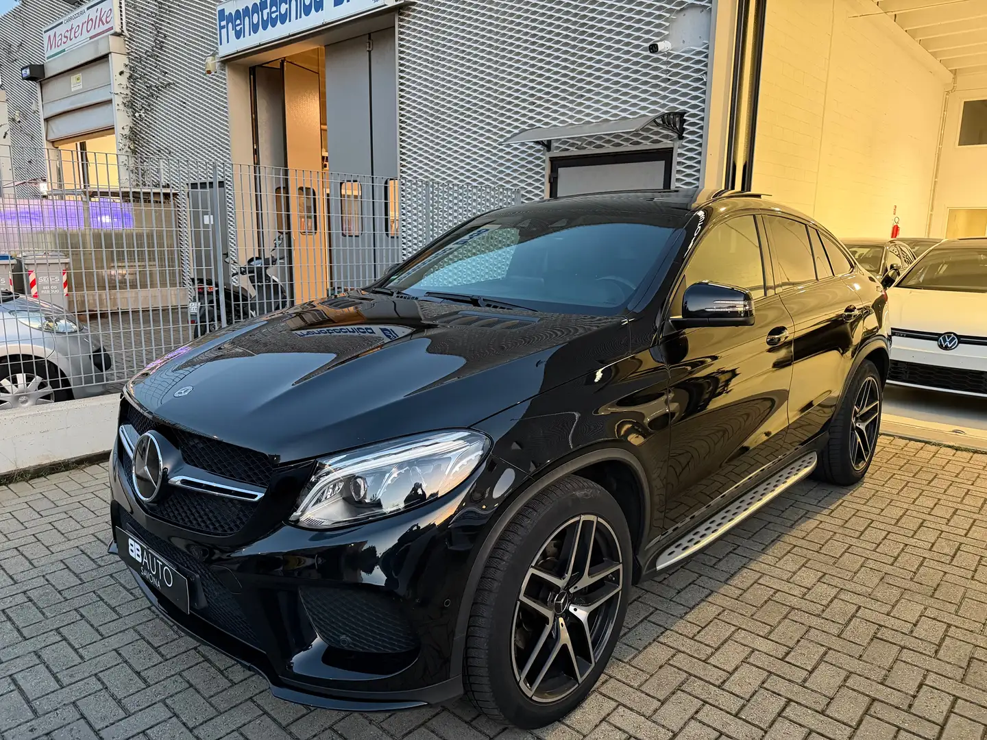 Mercedes-Benz GLE 350 d 4Matic Coupé Premium Plus TETTO SOSPENSIONI Nero - 2
