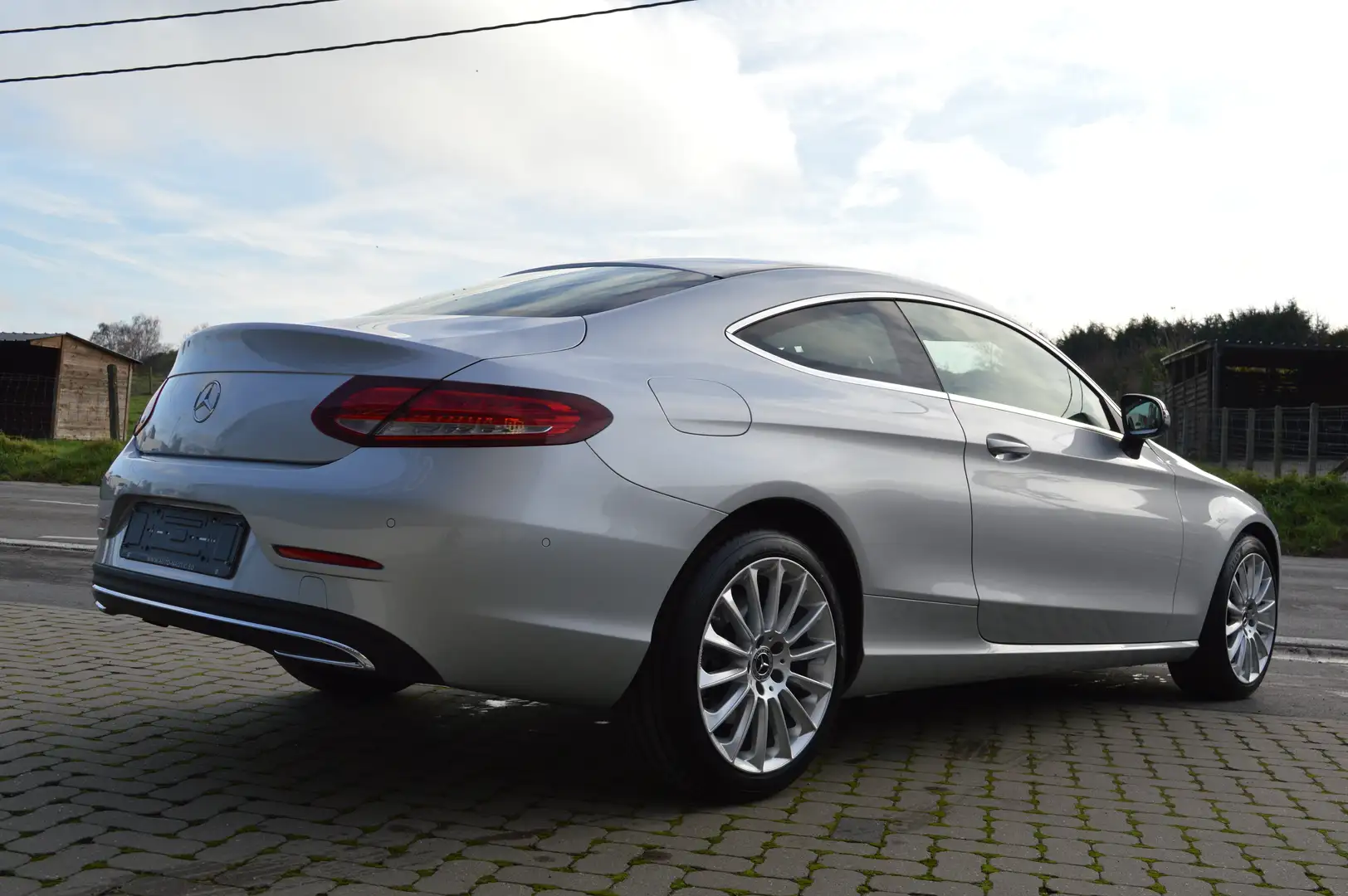 Mercedes-Benz C 180 coupé New - 19.000 km Argent - 2