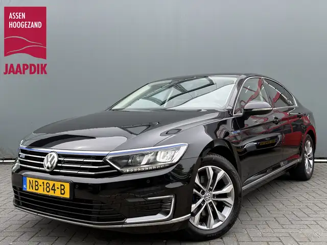 2016 Volkswagen Passat in Black for sale