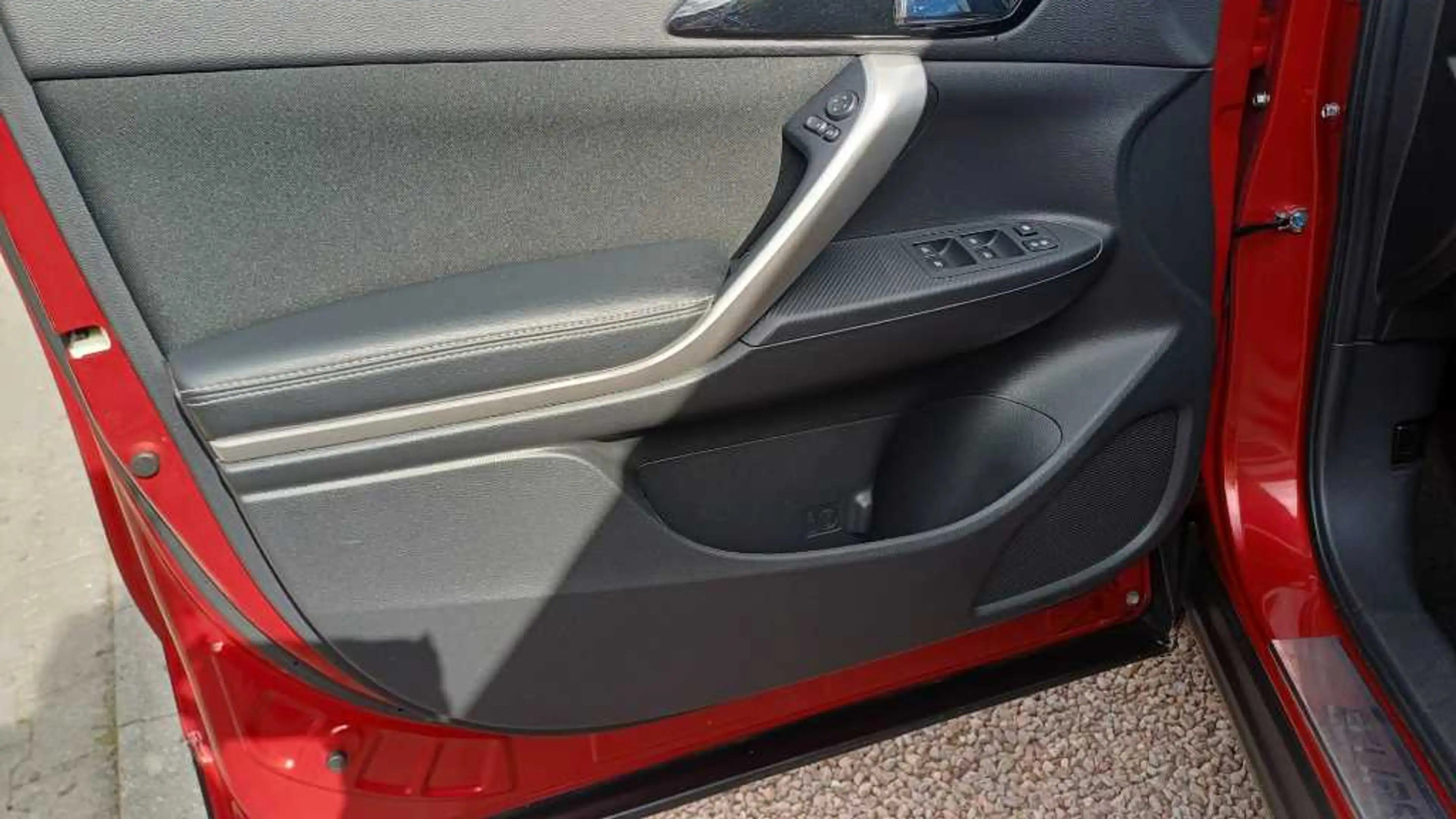 Mitsubishi Eclipse Cross Diamant+ 1.5 T-MIVEC CVT AT — photo 6