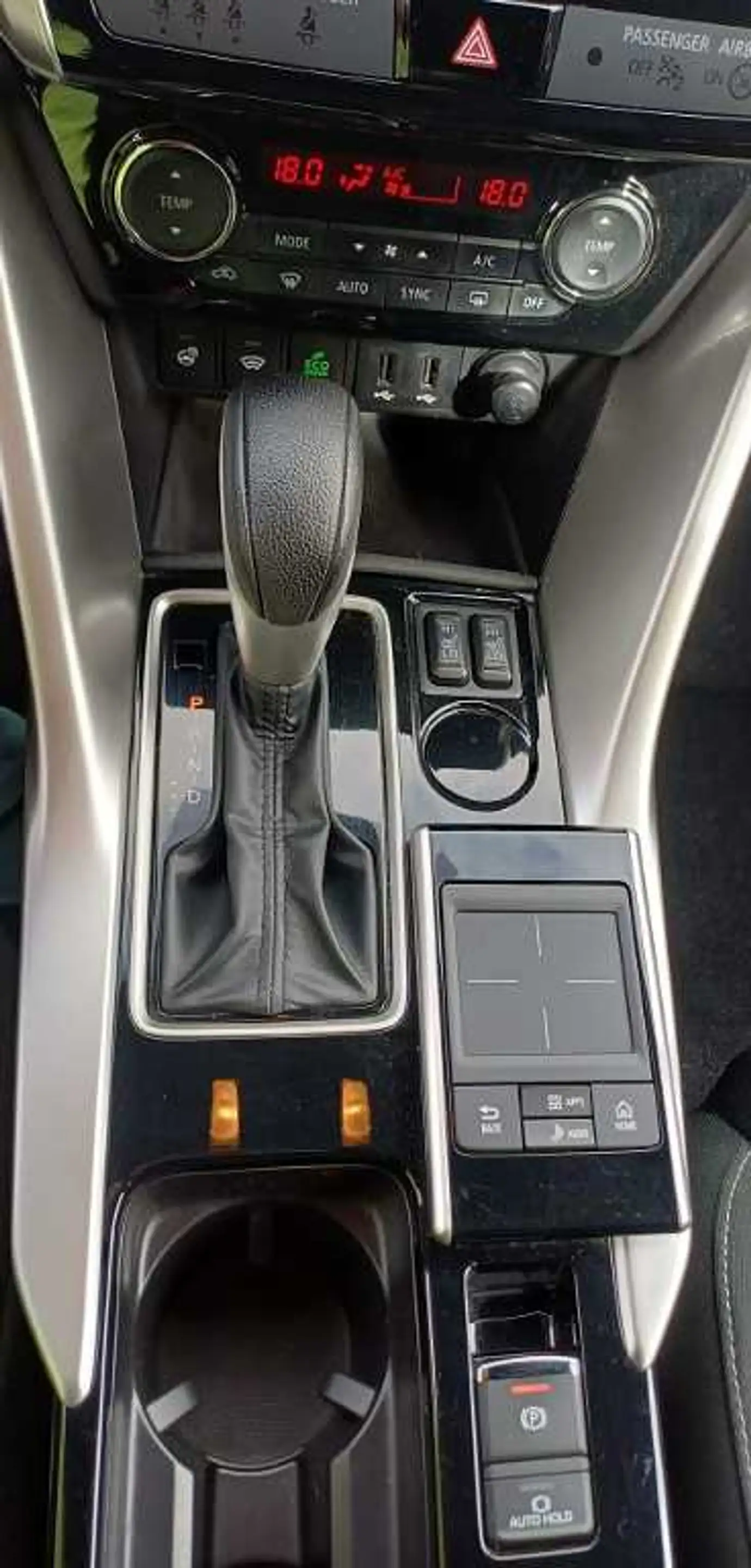 Mitsubishi Eclipse Cross Diamant+ 1.5 T-MIVEC CVT AT — photo 11
