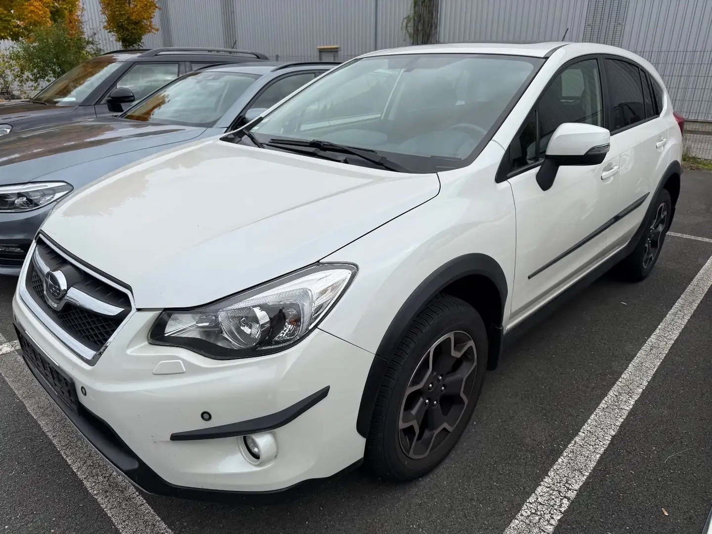 Subaru XV Exclusive PDC*Kam.*SHZ*Navi* Weiß - 1