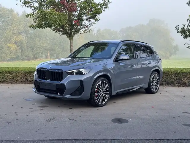 BMW X1 sDrive20i M Sport Pro / FULL OPTION / PANO / TREHAAK / DRIV PROF / 360CAM / HUD / MASSAGE / ELEK MEM SEAT / KEYLESS +++