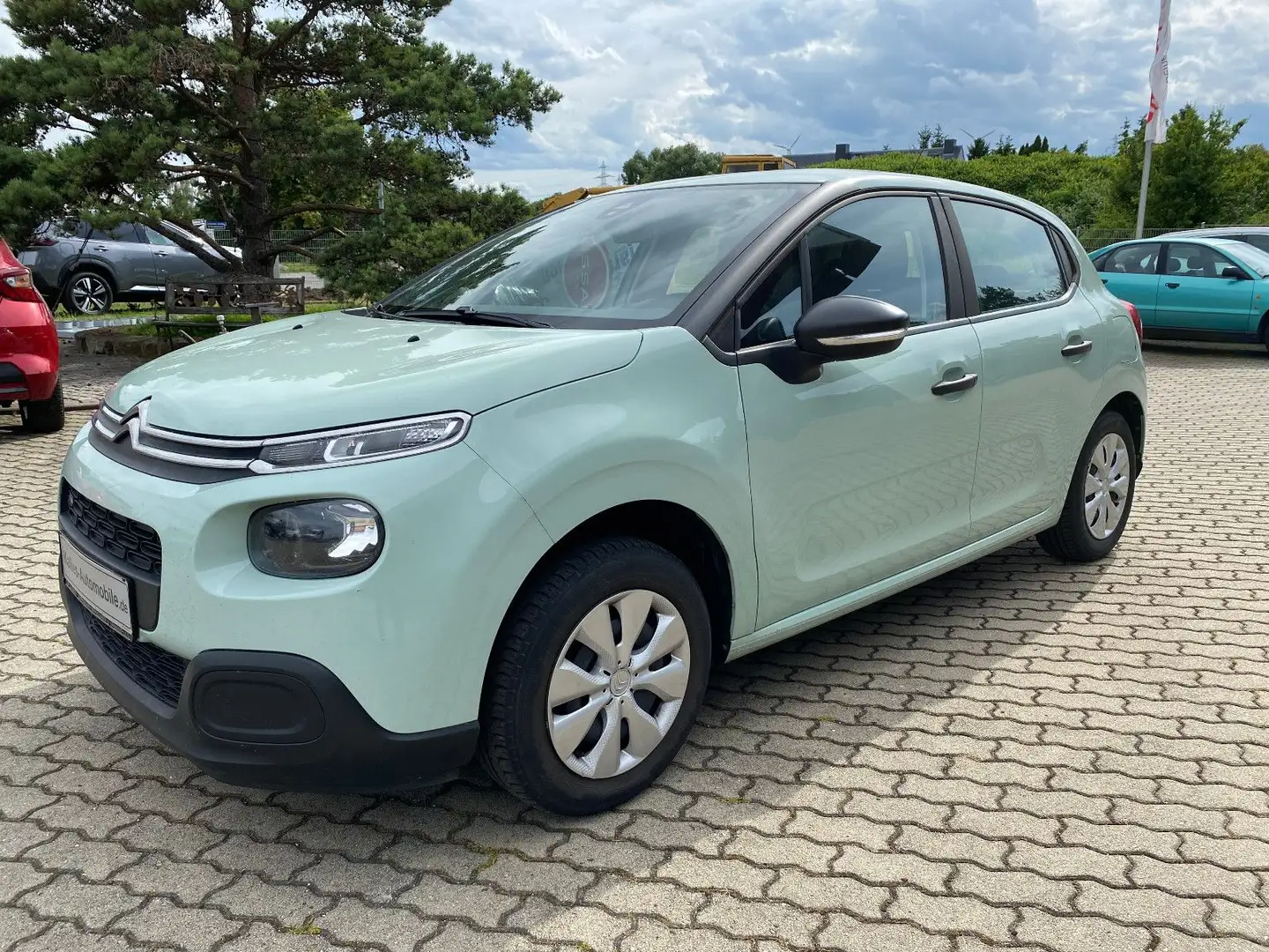 Citroen C3 Picasso Stonic Grün - 1