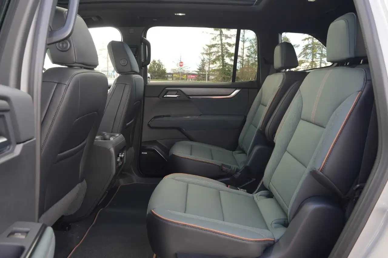 GMC Acadia снимка GMC Acadia