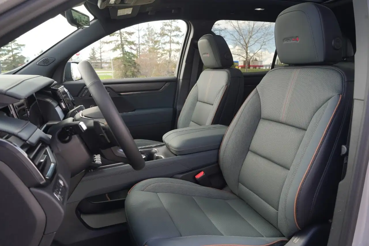 GMC Acadia снимка GMC Acadia
