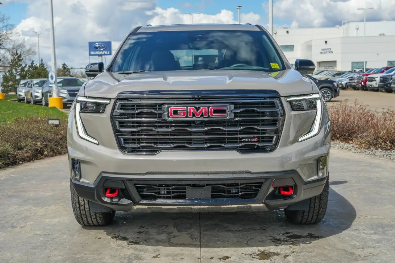 GMC Acadia снимка GMC Acadia