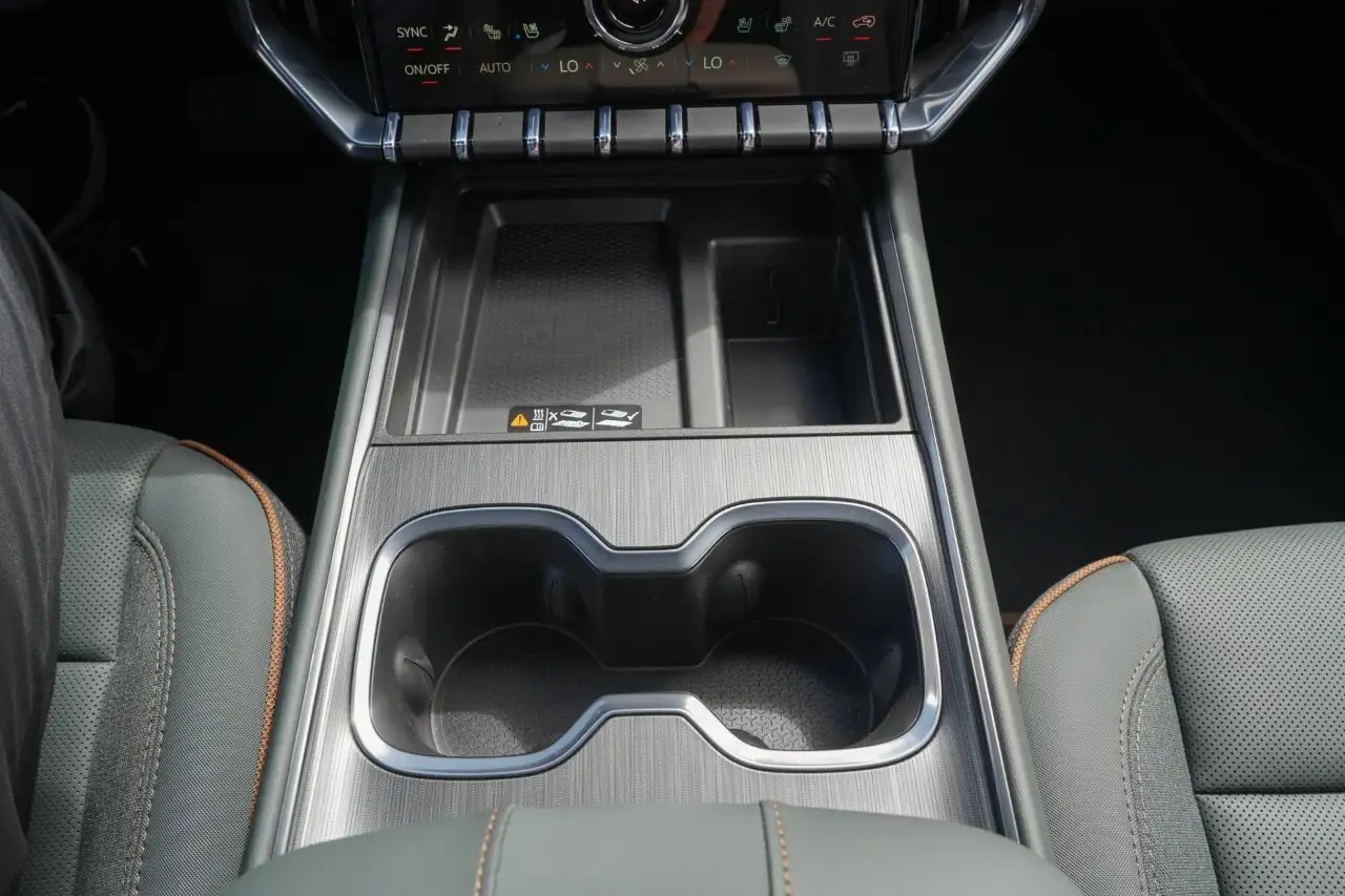 GMC Acadia снимка GMC Acadia