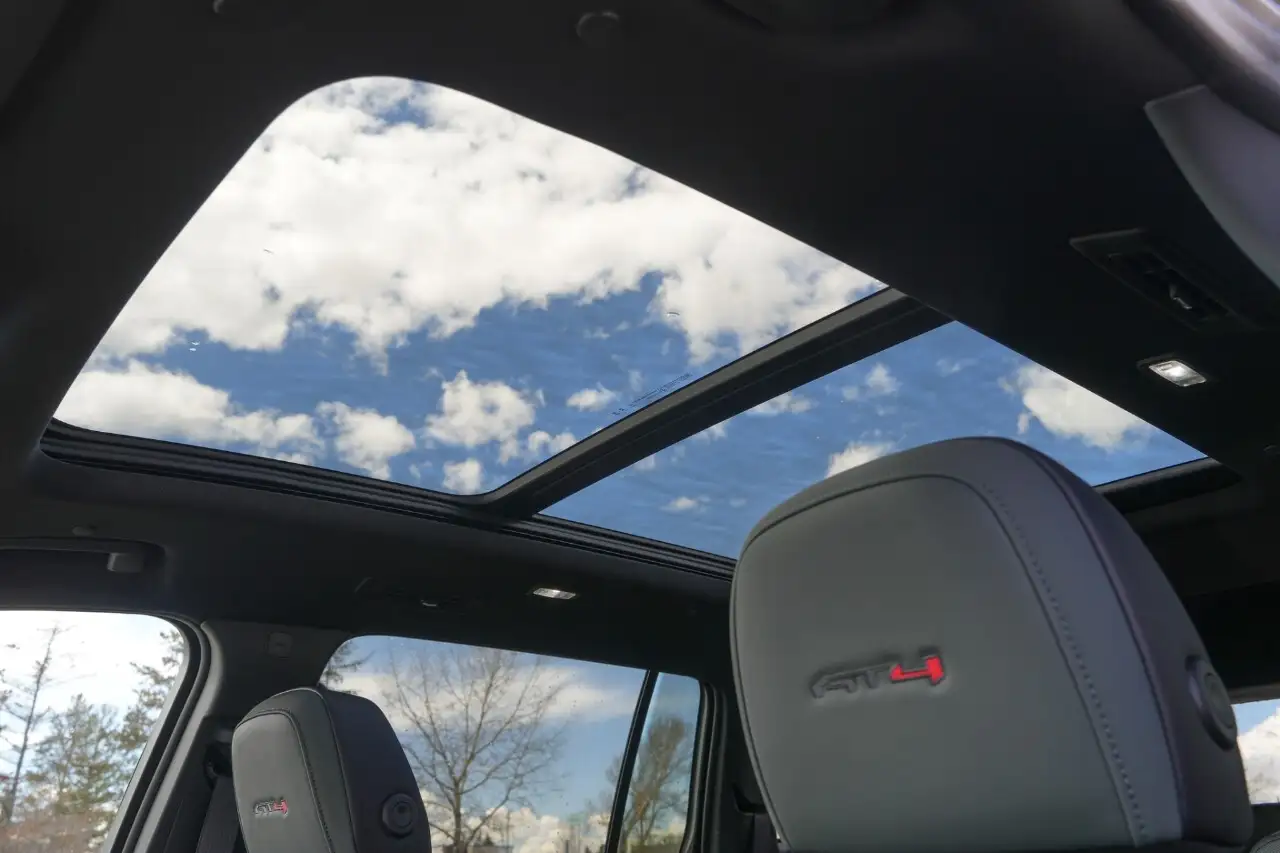 GMC Acadia снимка GMC Acadia