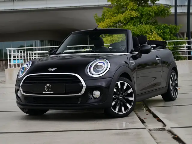 MINI Cooper Cabrio AUT / LED / NAVI / CRUISE / PDC / REMOTE SERVICES