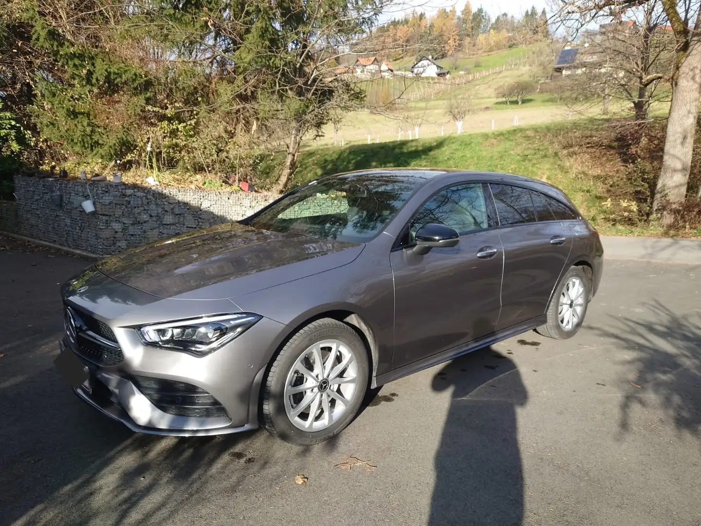 Mercedes-Benz CLA 250 250e PHEV Shooting Brake Aut. Grau - 2