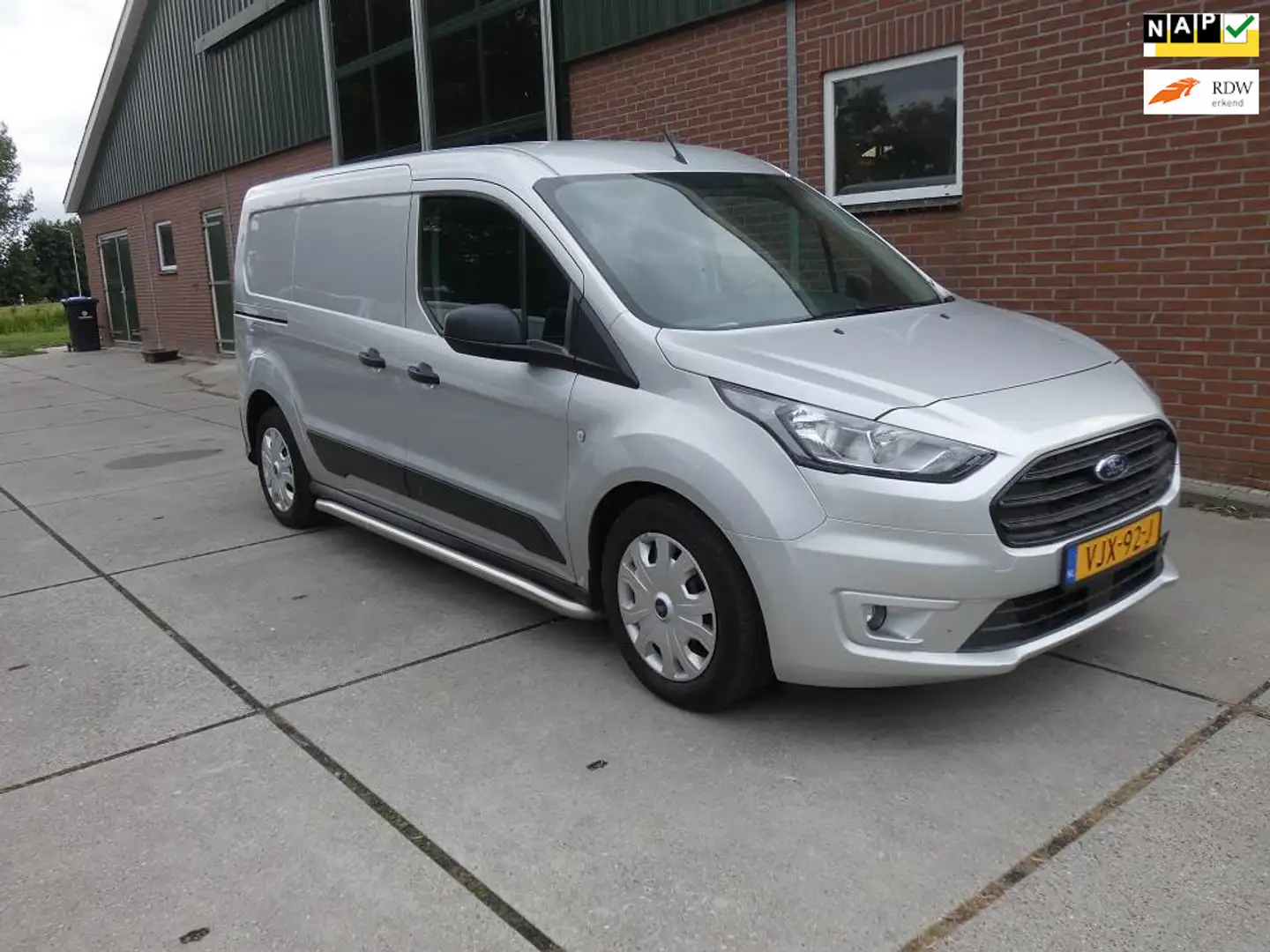 Ford Transit Connect 1.5 EcoBlue L2 Trend*navi/camera*3-zits Grau - 1