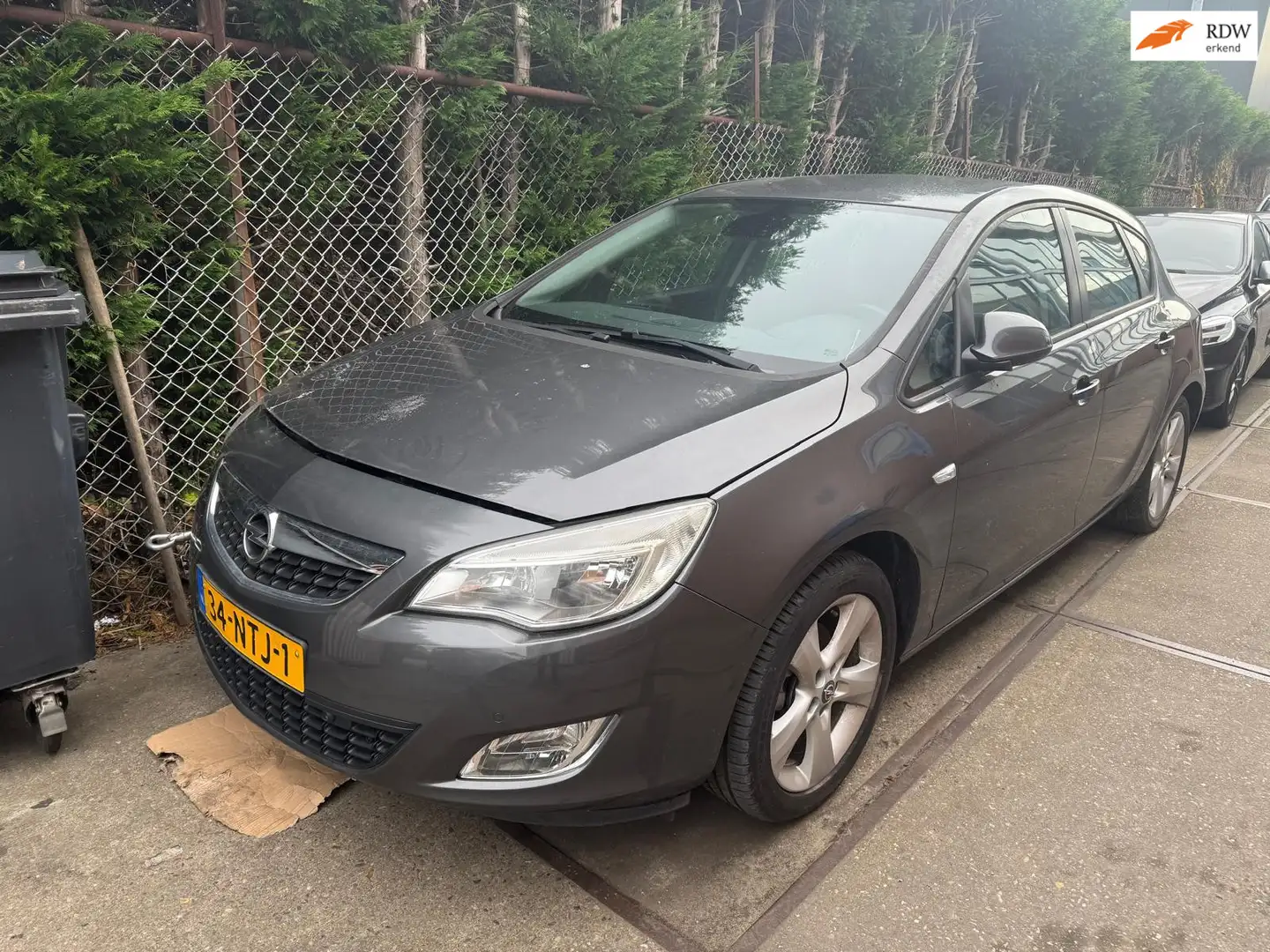 Opel Astra 1.6 AUTOMAAT Auto start niet Car won't start Grijs - 1