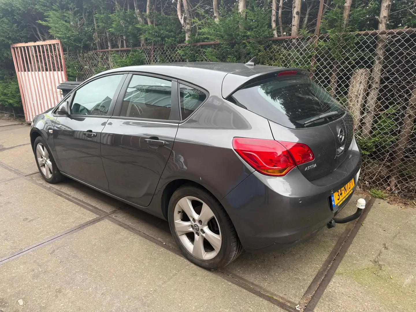 Opel Astra 1.6 AUTOMAAT Auto start niet Car won't start Grijs - 2