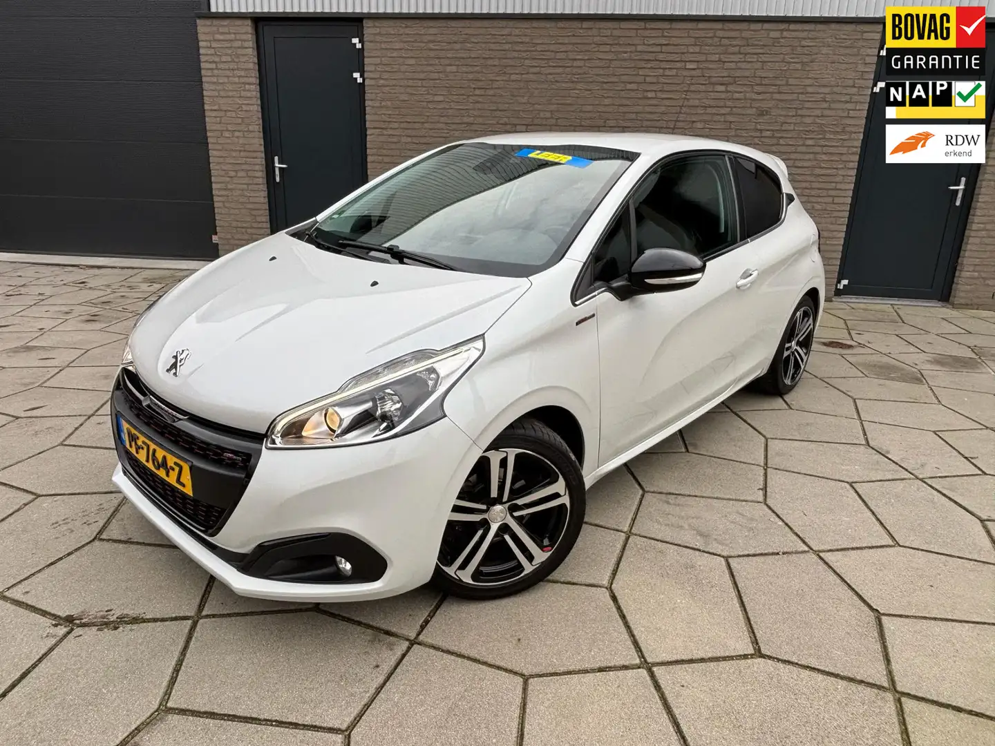 Peugeot 208 1.2 PureTech GT-line|Half leder sportief interieur Blanc - 1