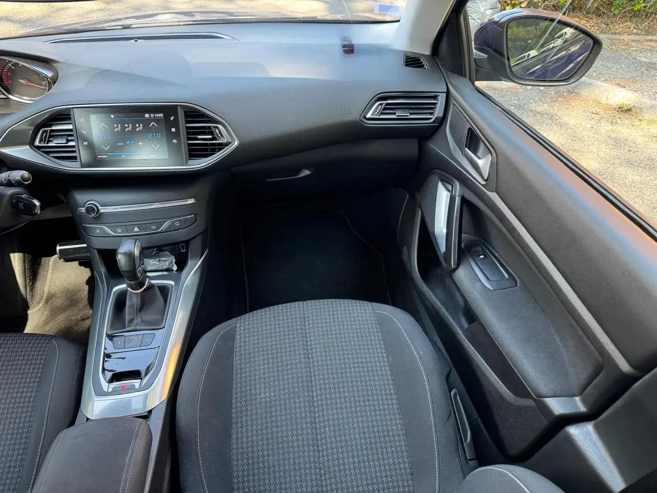 Peugeot 308 308 — photo 16
