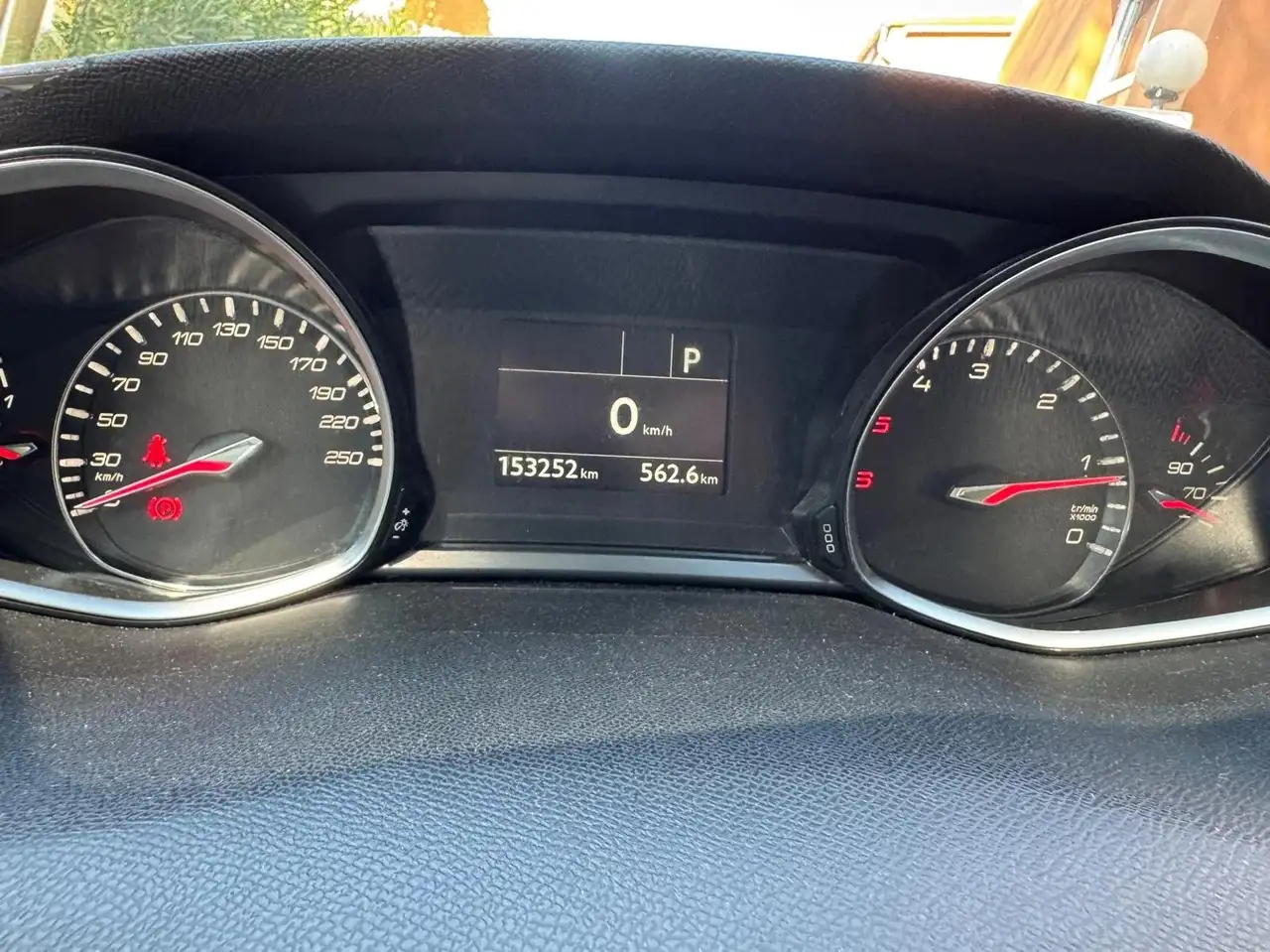 Peugeot 308 308 — photo 37