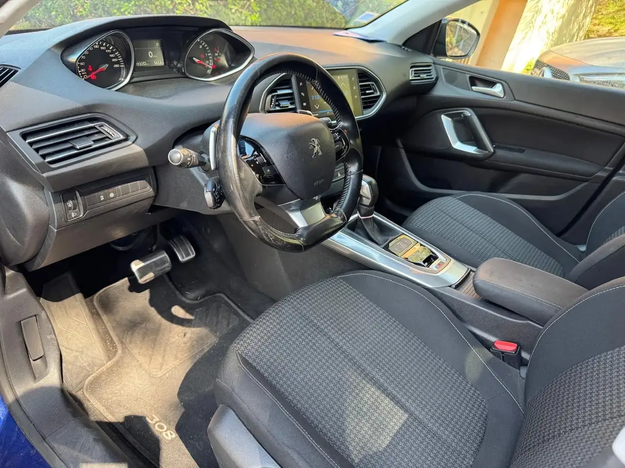 Peugeot 308 308 — photo 21
