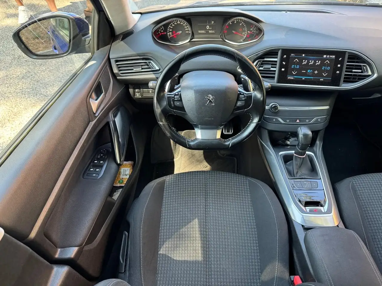 Peugeot 308 308 — photo 18