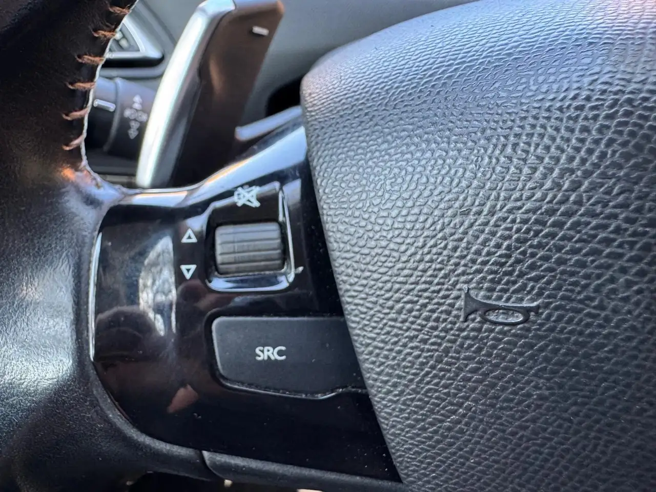 Peugeot 308 308 — photo 34