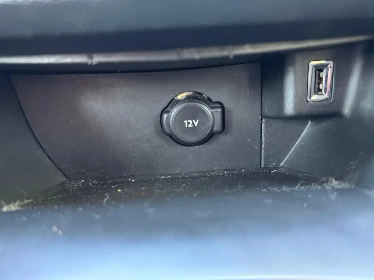 Peugeot 308 308 — photo 26